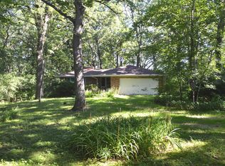 27W058 Warrenville Ave, Wheaton, IL 60189