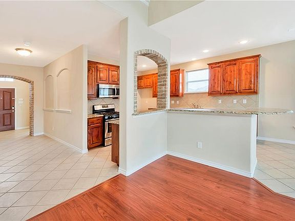 5th image of 3533 Twin Pines Dr