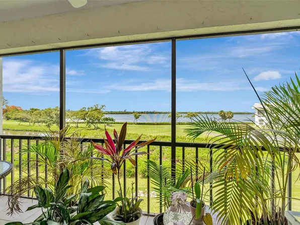 4835 Independence Dr, Bradenton, FL 34210