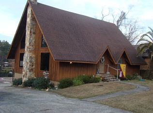 702 E Lakeshore Dr, Carriere, MS 39426