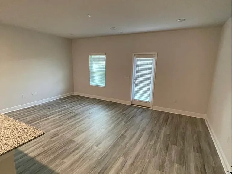 1227 Fairchild Village Dr — Photo 2