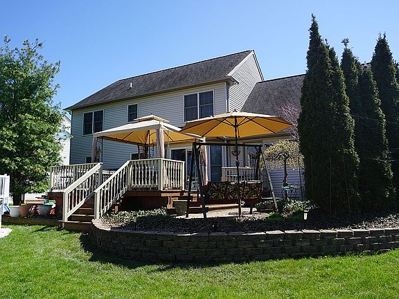 5th image of 17828 Potomac Dr