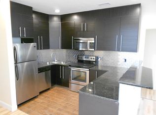 99 Pleasant St #4, Brookline, MA 02446