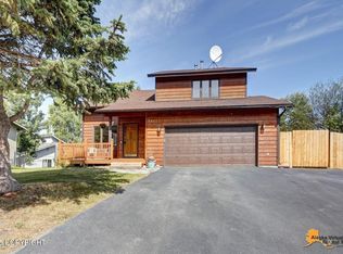 4011 Iona Cir, Anchorage, AK 99507