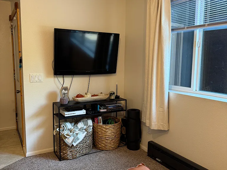 1110 Meadowlark Ln #2 — Photo 8