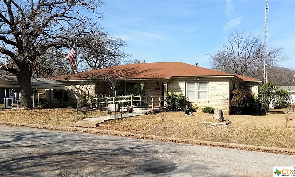1st image of 2511 Oak Dr