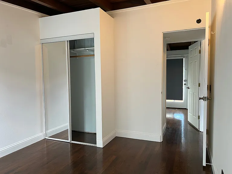 9405 N Geneva Ave — Photo 13