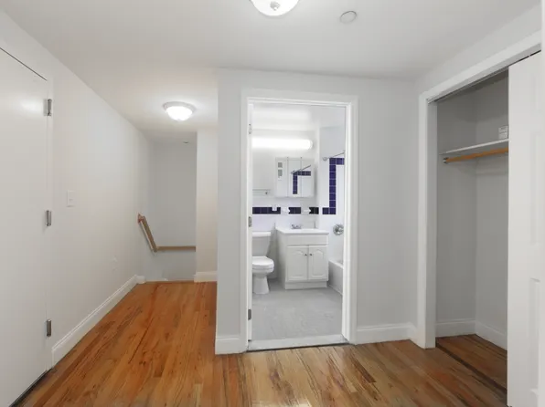 3880 Orloff Avenue image 5 of 11