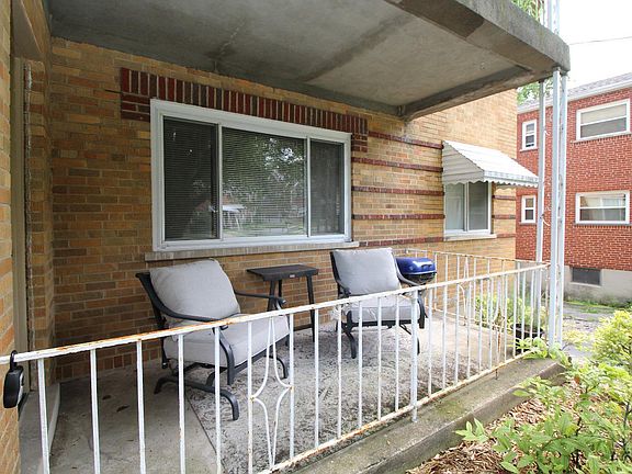 2nd image of 3024 Ferguson Road