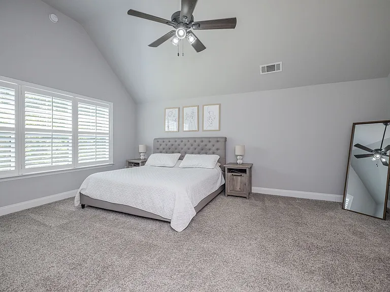 821 Lost Grove Trl — Photo 29