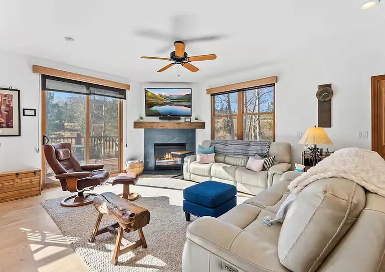 19 Oak Ln — Photo 7