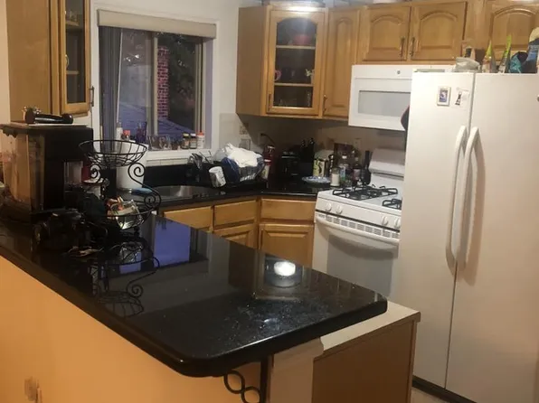 157 20th Rd, Whitestone, NY 11357