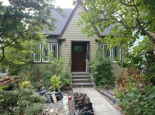 3809 46th Ave SW, Seattle, WA 98116