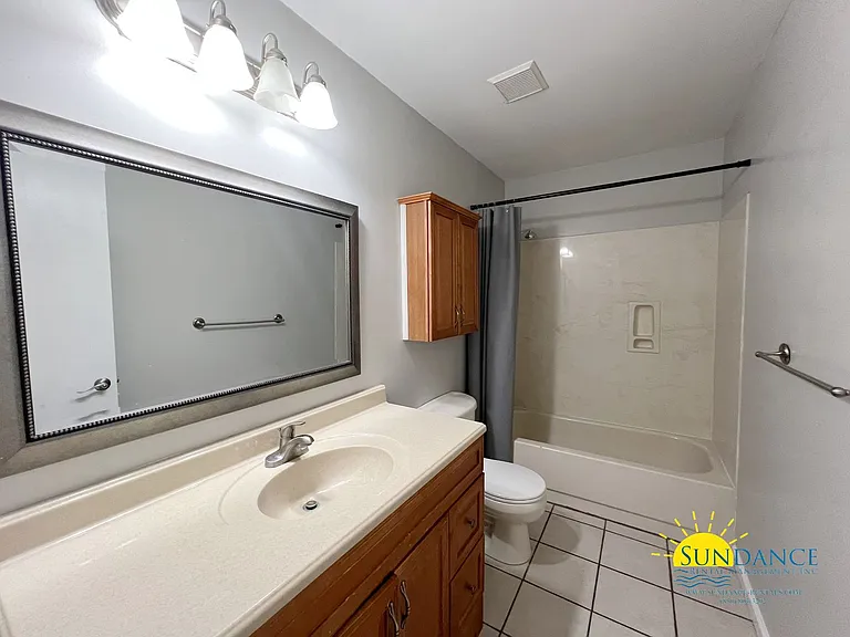 253 Grand Prix Dr — Photo 17