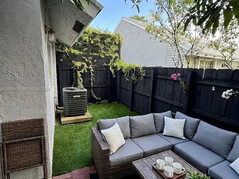 7431 Tam Oshanter Blvd #7431 — Photo 9