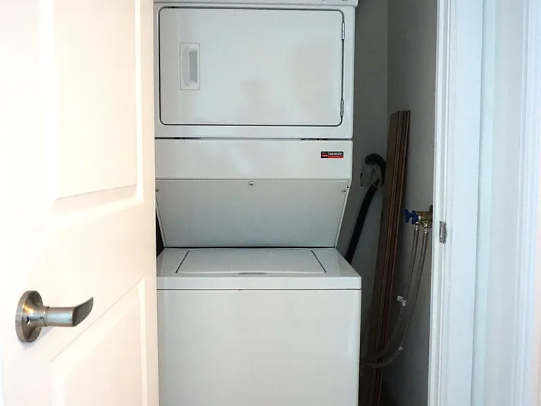 330 Burnhamthorpe Rd W #2801 — Photo 14