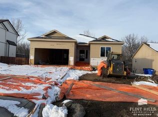 2406 Sawmill Rd, Junction City, KS 66441