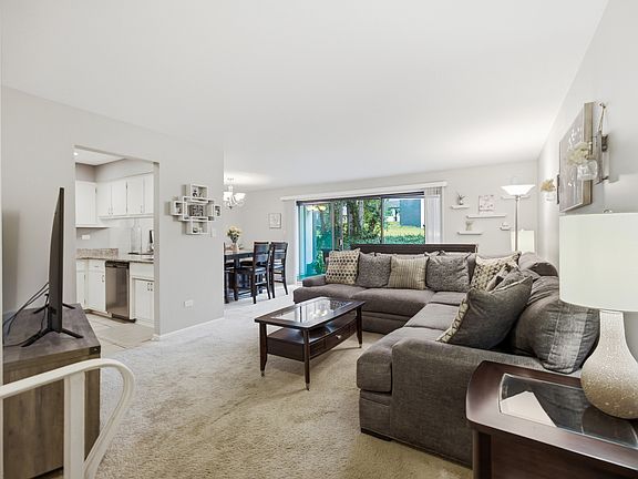 4th image of 5804 Doe Cir #6