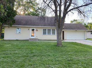 2710 Regina St, Green Bay, WI 54301