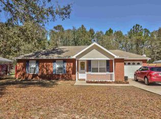 57 Vencent Dr E, Midway, FL 32343