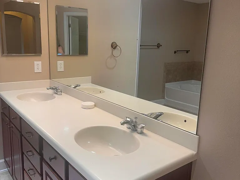6126 Clearsky Dr — Photo 11