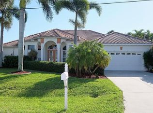 1037 SE 20th Ave, Cape Coral, FL 33990