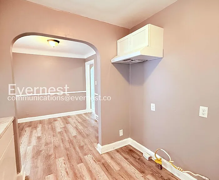 9460 Wayburn St — Photo 5