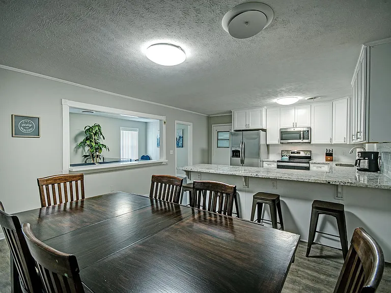 134 Meadowdale Dr — Photo 26