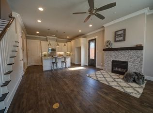 260 Crockett St, Roanoke, TX 76262