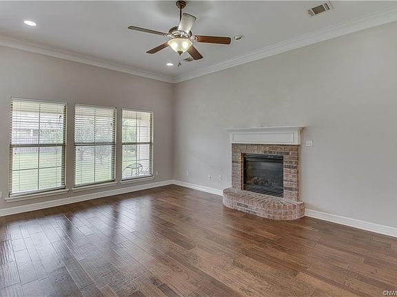 5th image of 5019 Gen. Polk Dr