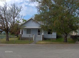 117 NW Heisler St, Dufur, OR 97021