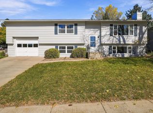 2802 Rawhide Dr, Rapid City, SD 57702