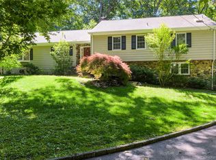 105 Cross Ridge, Chappaqua, NY 10514