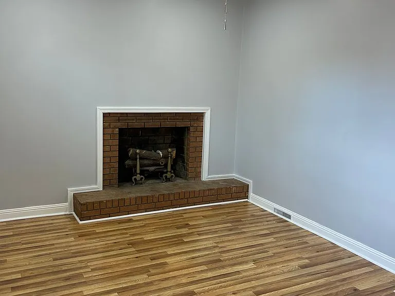 7 Vanderbilt Cir — Photo 9
