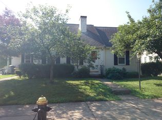 6 Schiller Rd, West Roxbury, MA 02132