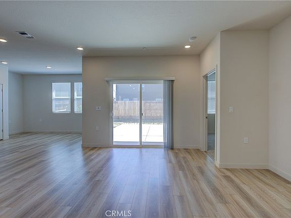 3rd image of 4721 Athena Dr