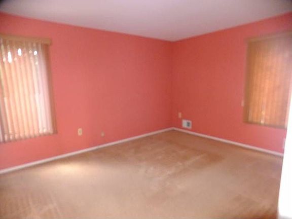 BD 2 has walk-in closet