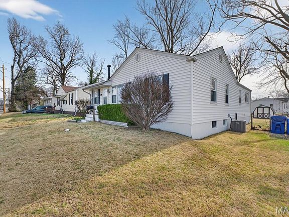 3rd image of 116 Graham Rd