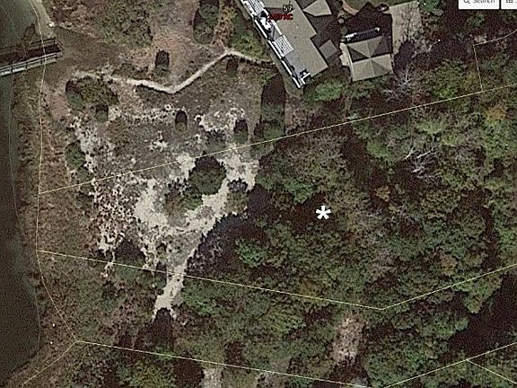 3rd image of 44 Commodore Ln