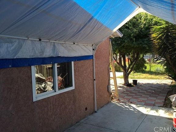 5th image of 3012 E Hills Dr
