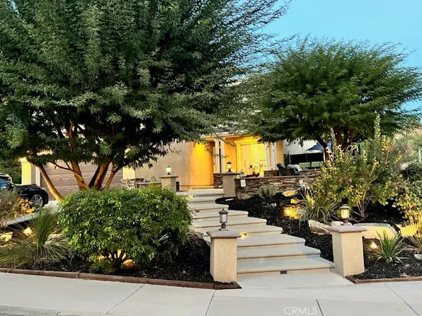 29854 Berkshire Pl, Castaic, CA 91384