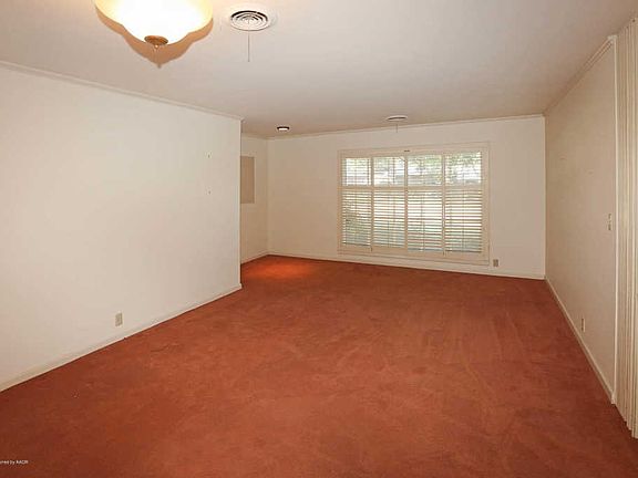 5th image of 5213 Berget Dr