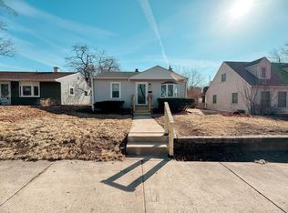 3234 N 82nd St, Milwaukee, WI 53222
