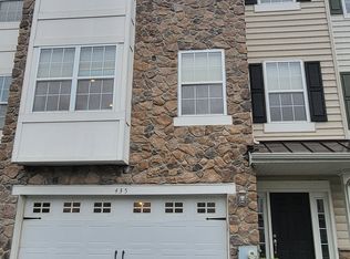 435 Jacobsen Dr, Newark, DE 19702
