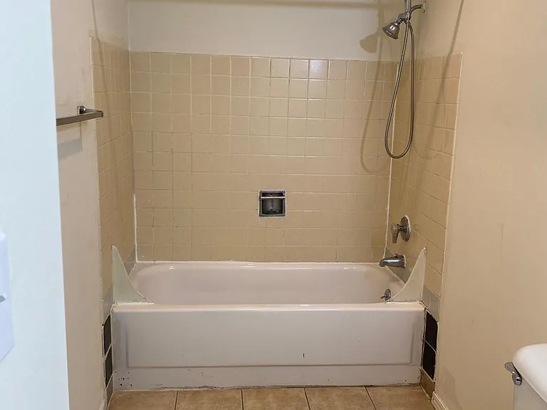 14224 37th Ave S #202 — Photo 12