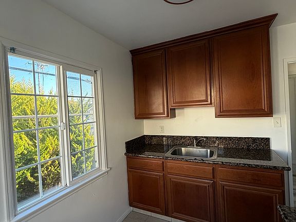 5th image of 5901 E Ocean Blvd #11