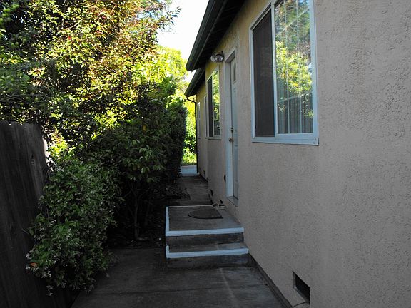 2nd image of 259 Ventura Ave #A