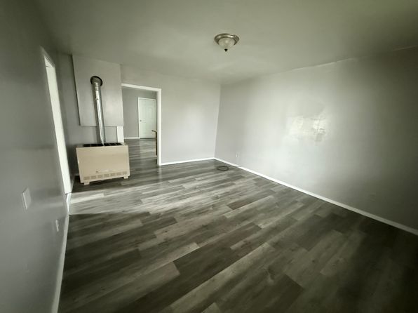 123 Gibson St #1