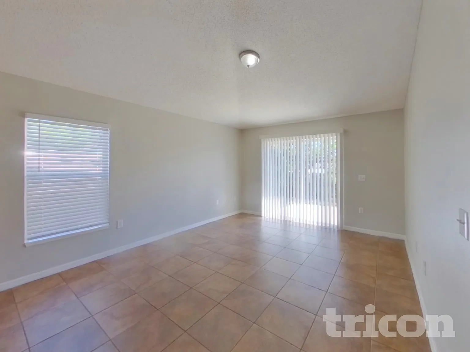 981 Yellowbird Avenue Deltona FL — Photo 4