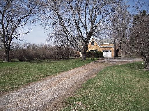 2nd image of 534 Plainfield Rd